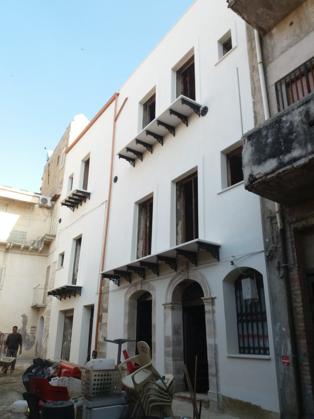 EDIFICIO INDIPENDENTE A GELA (CL) CENTRO STORICO.